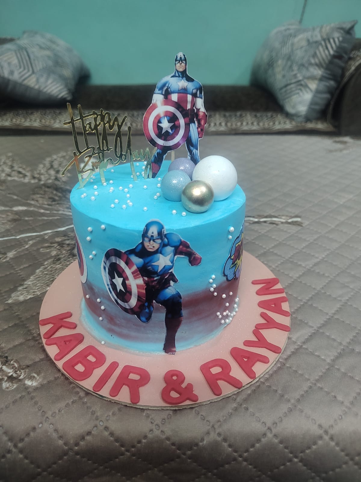 Super Hero's Birthday Cake