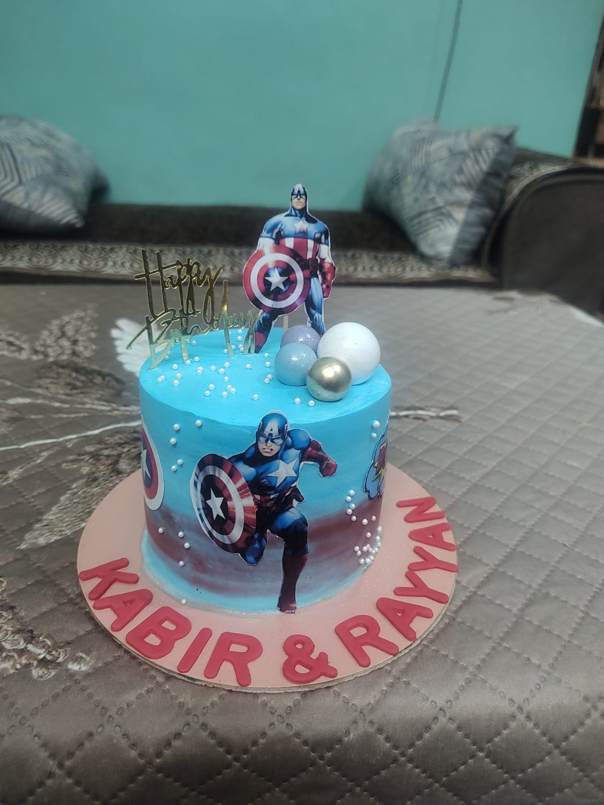 Super Hero's Birthday Cake