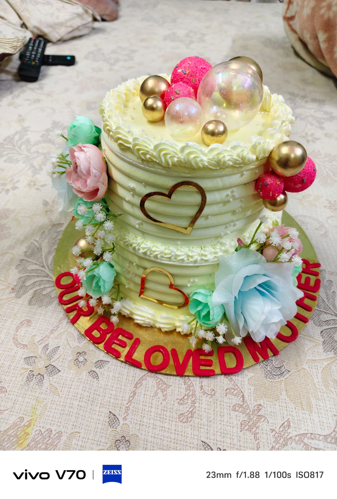 Double floor Love ❤ Cake